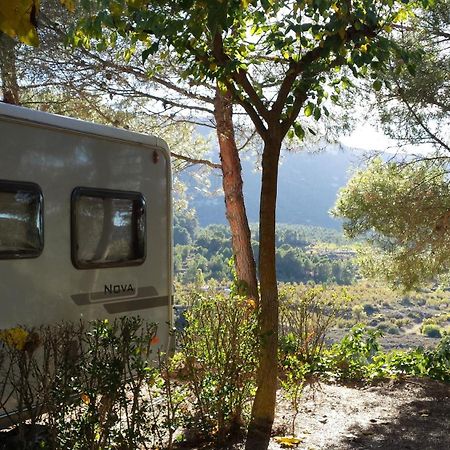 Montsant Park Camping & Bungalow Ulldemolins Buitenkant foto