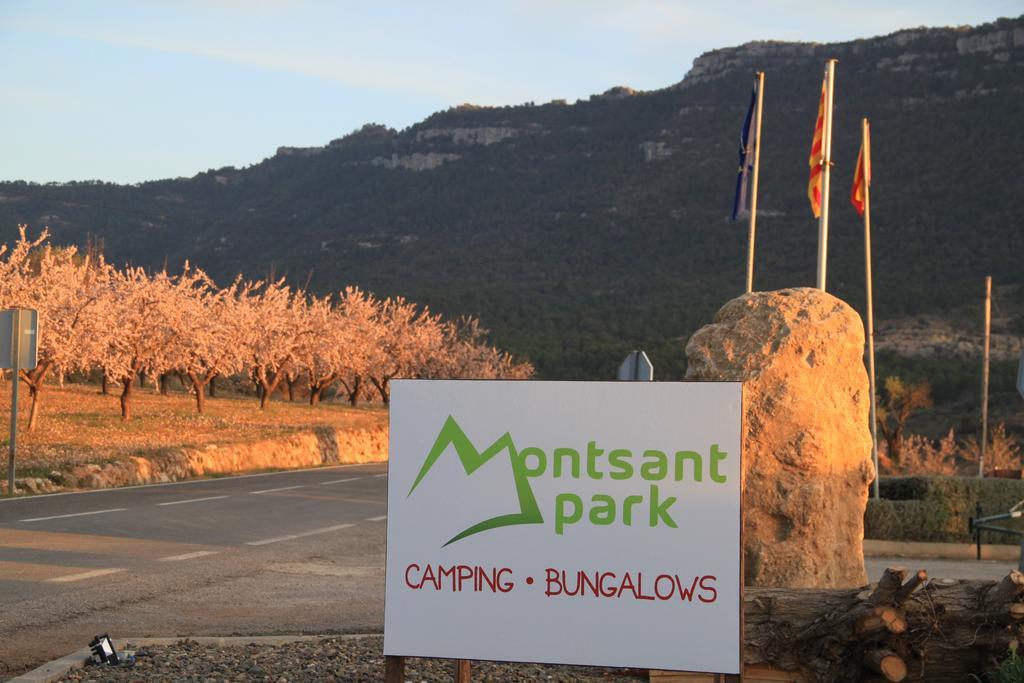 Montsant Park Camping & Bungalow Ulldemolins Buitenkant foto