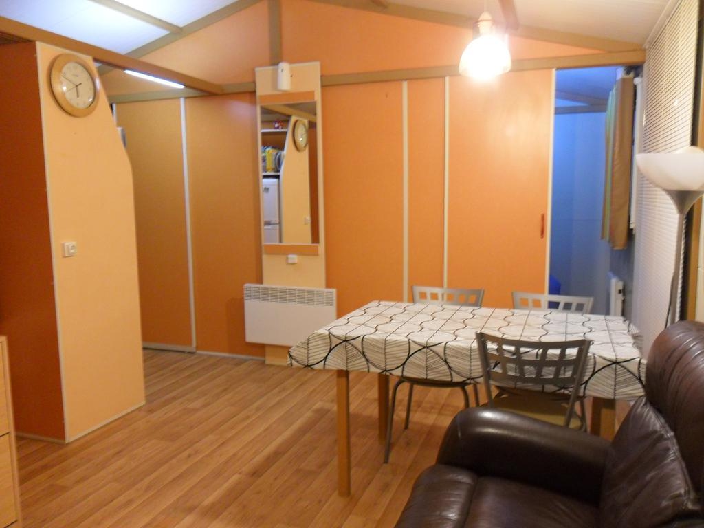 Montsant Park Camping & Bungalow Ulldemolins Buitenkant foto